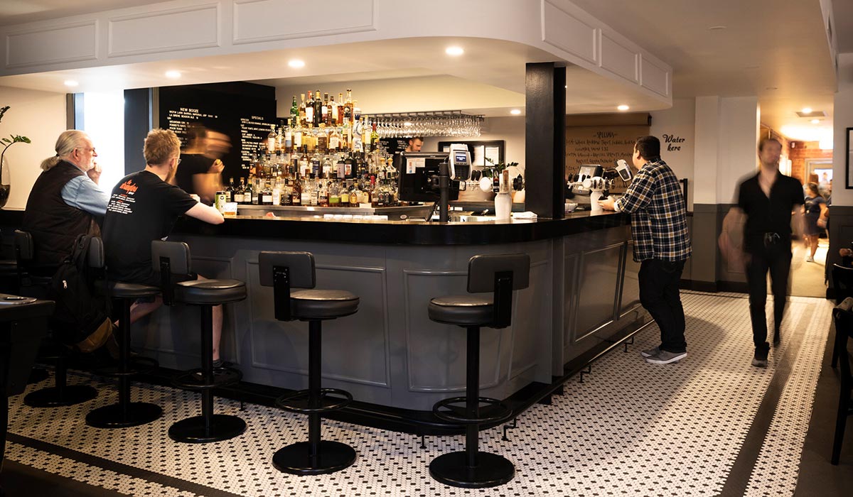 Willow-Interiors-Projects-Post-office-Hotel-Coburg-Gallery-1